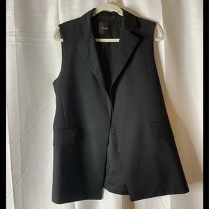 Size 10 Theory Sleeveless Blazer